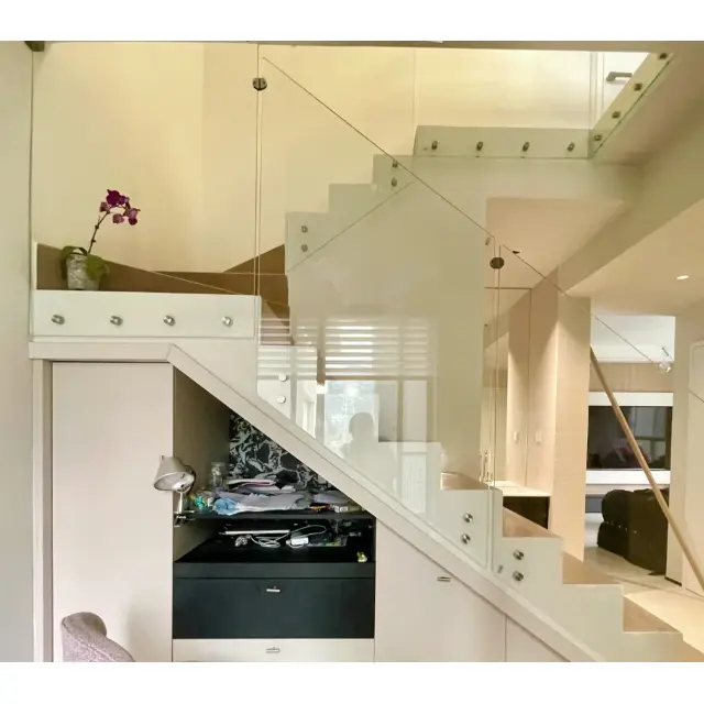 Kaca Bor kanggo Railings