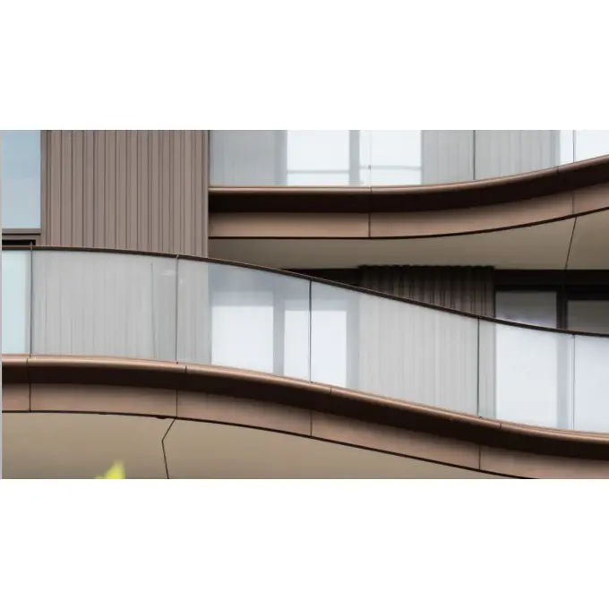 Kaca Shaped kanggo Railings